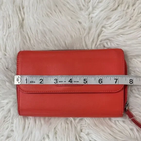 Vera Bradley Coral Women's Wallet - Picture 4 of 10